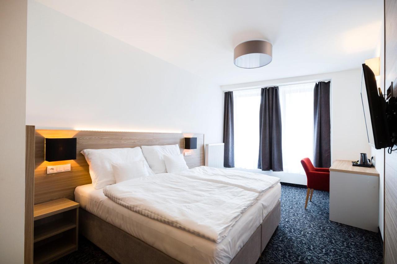 Hotel Koflik Strakonice Eksteriør bilde